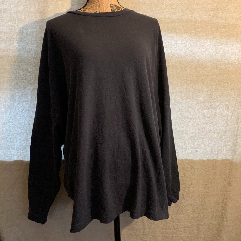 Urban Outfitters Long Sleeve Tee